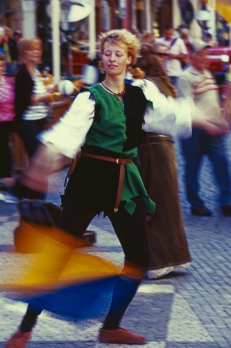 Medieval dancer